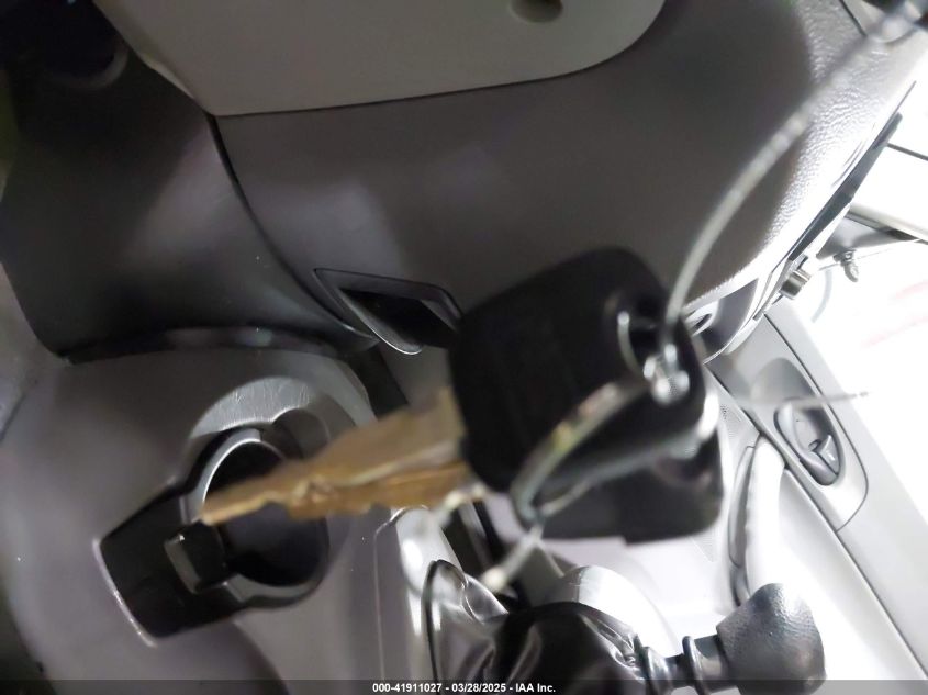 2005 Ford Focus Zx4 VIN: 1FAFP34N35W158677 Lot: 41911027