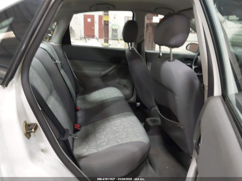 2005 Ford Focus Zx4 VIN: 1FAFP34N35W158677 Lot: 41911027