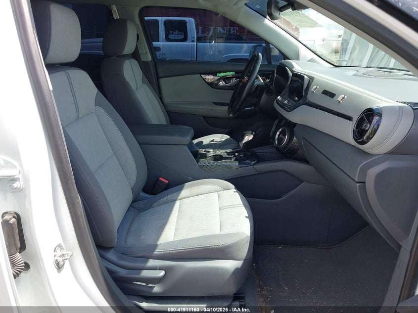 2019 CHEVROLET BLAZER - 3GNKBGRS4KS656804