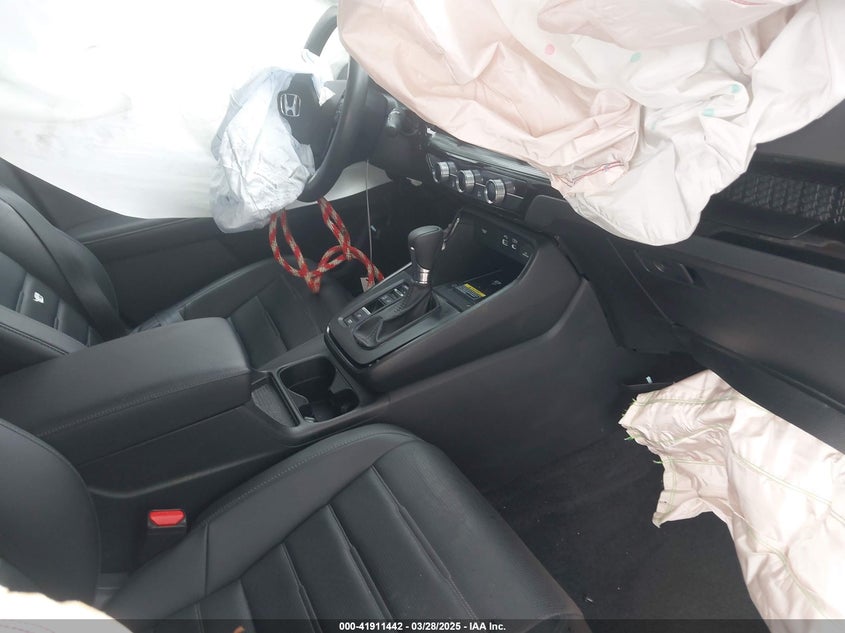 2024 HONDA CRV VIN: 2HKRS3H75RH312738