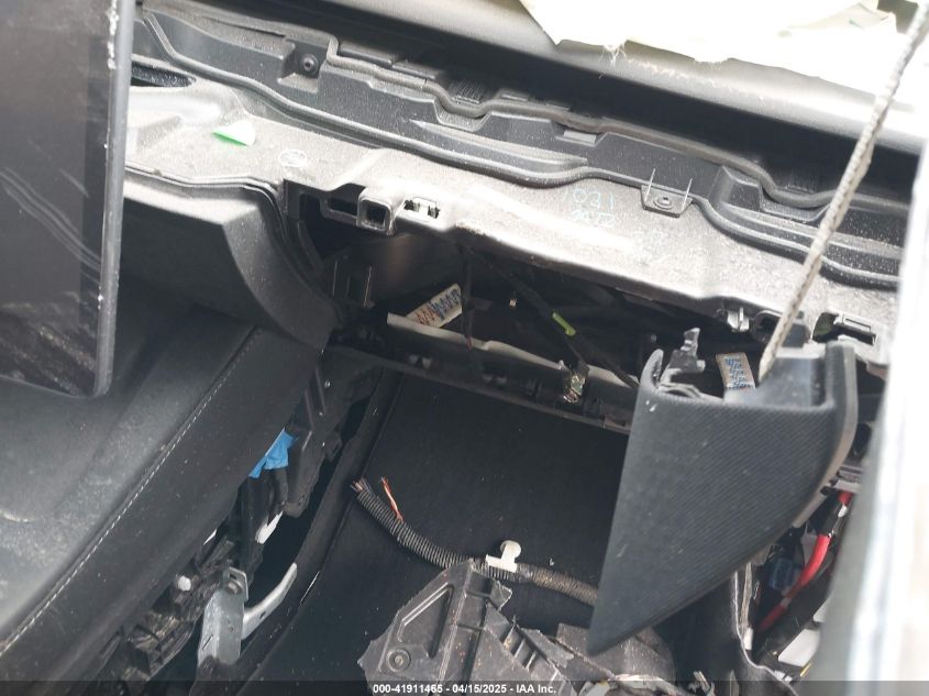 2022 Tesla Model Y Long Range Dual Motor All-Wheel Drive VIN: 7SAYGAEE9NF428833 Lot: 41911465