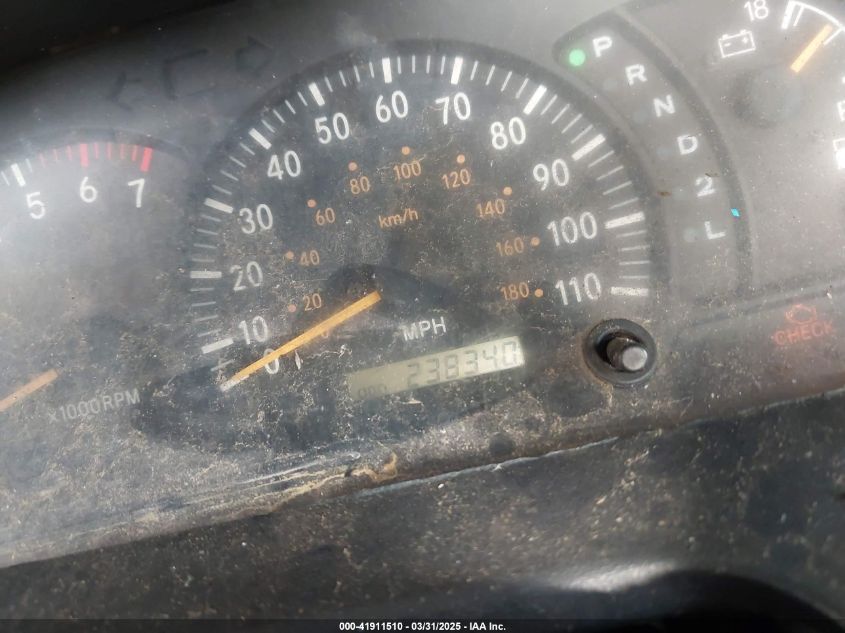 2001 Toyota Tundra Sr5 VIN: 5TBRN34181S132038 Lot: 41911510