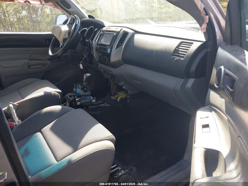 2015 TOYOTA TACOMA VIN: 5TFUU4EN0FX147811