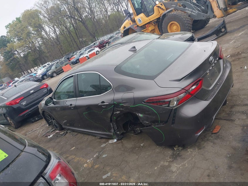 2021 TOYOTA CAMRY SE - 4T1G11AKXMU562225