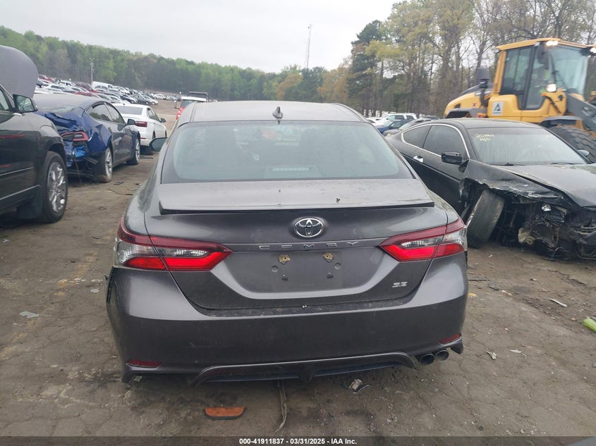 2021 TOYOTA CAMRY SE - 4T1G11AKXMU562225