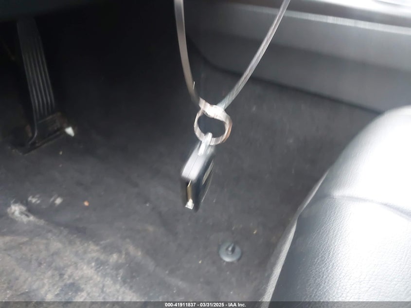 2021 TOYOTA CAMRY SE - 4T1G11AKXMU562225