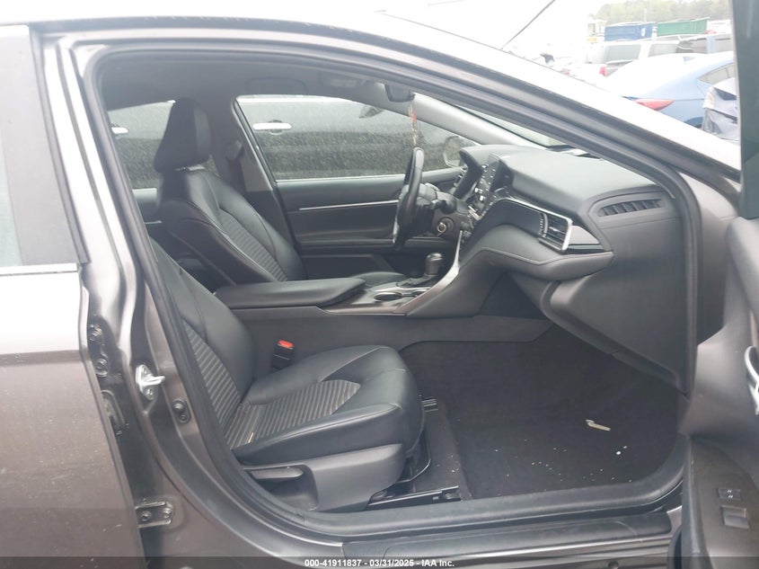 2021 TOYOTA CAMRY SE - 4T1G11AKXMU562225