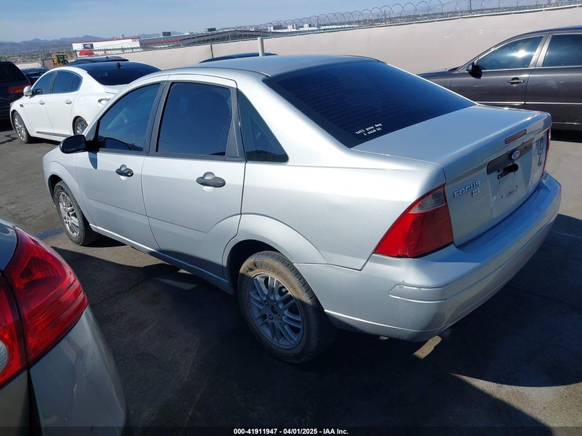 2007 FORD FOCUS VIN: 1FAHP34N07W306683