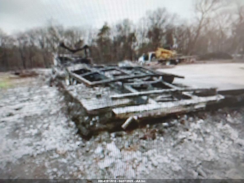 2006 Ford E-450 Cutaway VIN: 1FDXE45S06HB39861 Lot: 41912018