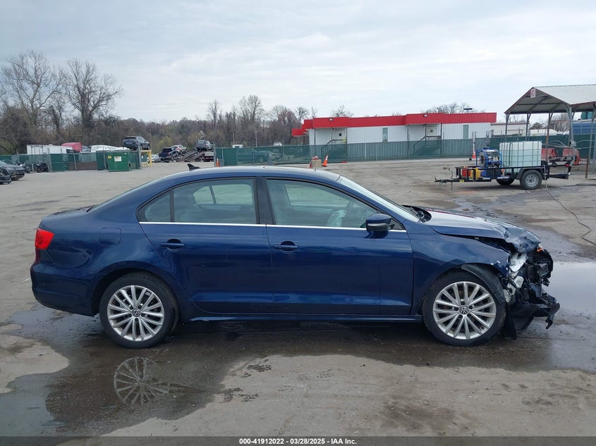 2012 Volkswagen Jetta 2.5L Sel VIN: 3VWLP7AJ4CM394657 Lot: 41912022
