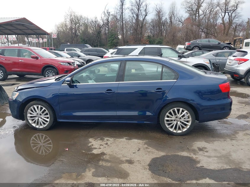 2012 Volkswagen Jetta 2.5L Sel VIN: 3VWLP7AJ4CM394657 Lot: 41912022