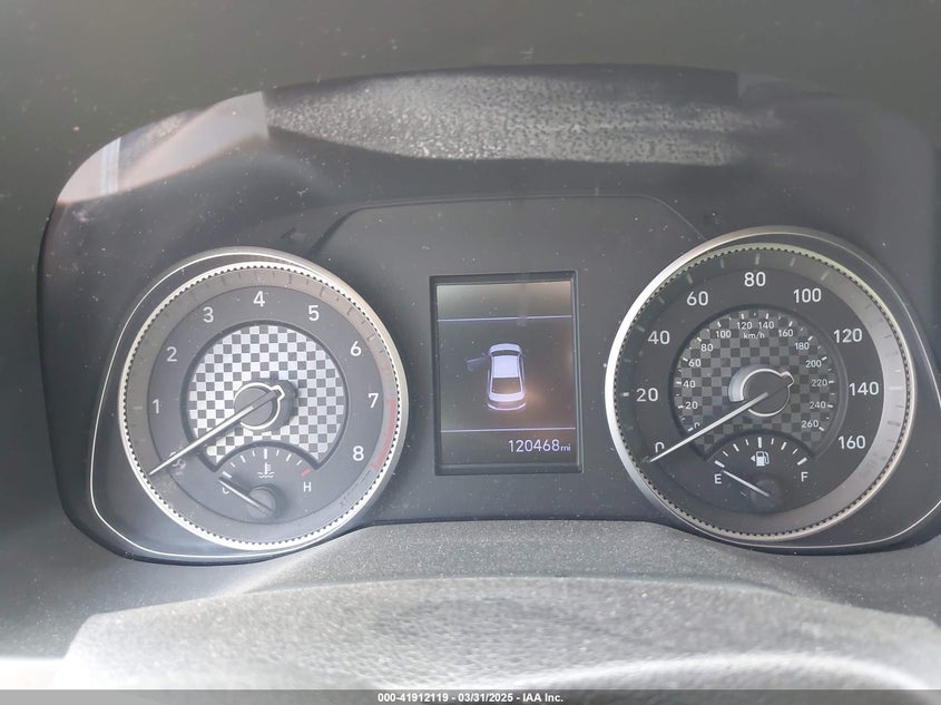 2019 HYUNDAI ELANTRA VIN: 5NPD84LF6KH453627
