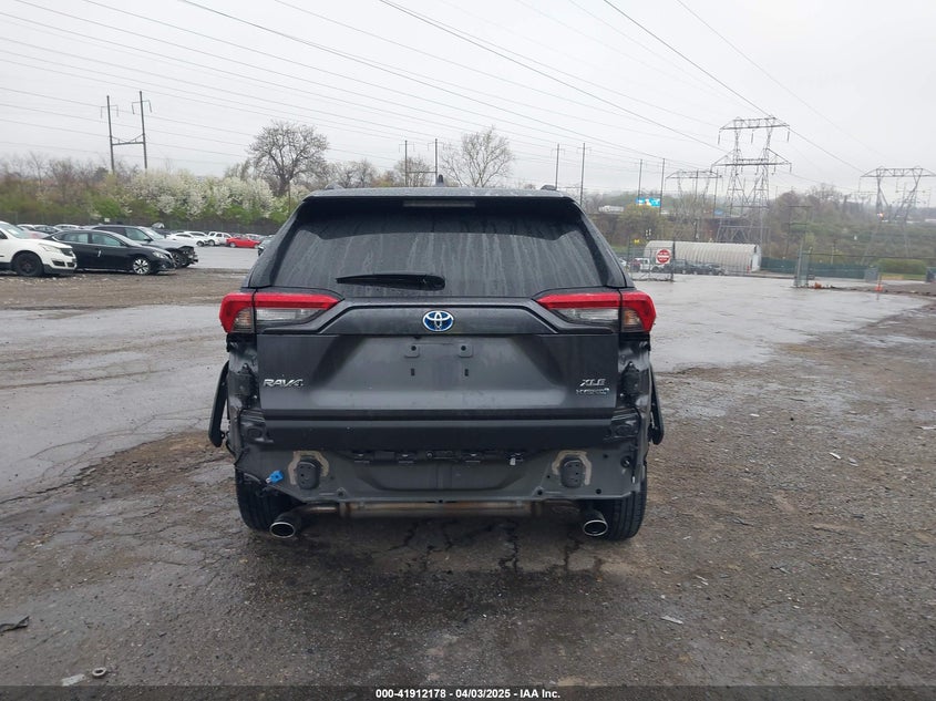 2023 TOYOTA RAV4 HYBRID XLE - JTMRWRFV5PJ056825