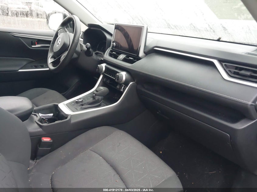 2023 TOYOTA RAV4 HYBRID XLE - JTMRWRFV5PJ056825