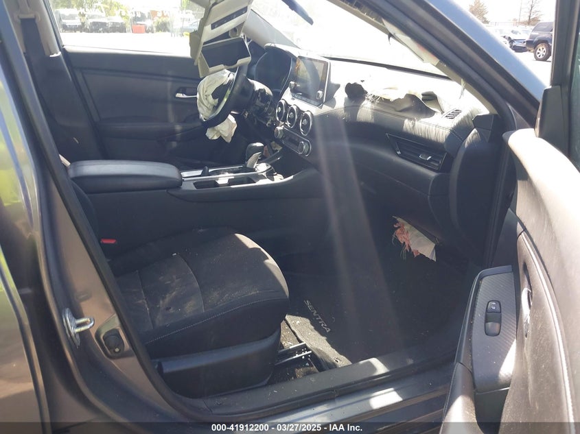 2022 NISSAN SENTRA auction photo 5