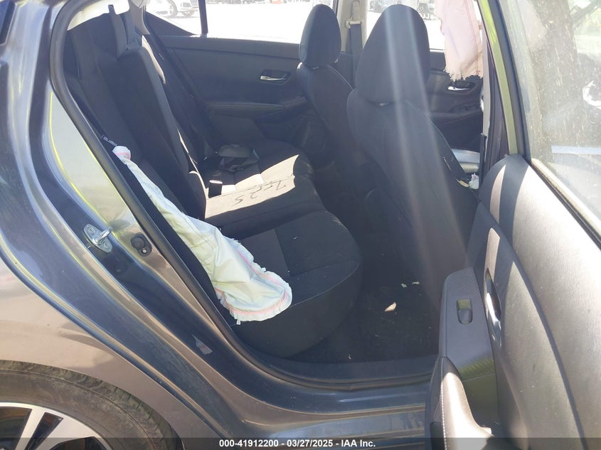 2022 NISSAN SENTRA auction photo 8