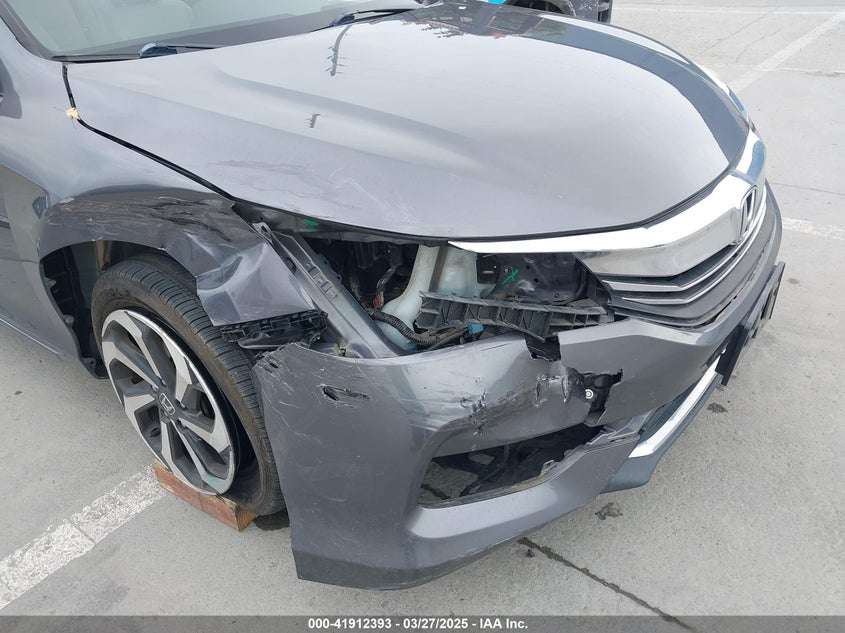 2017 HONDA ACCORD VIN: 1HGCR3F09HA027703