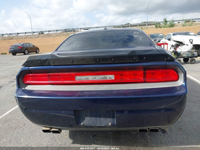2013 Dodge Challenger Srt8 VIN: 2C3CDYCJ2DH635716 Lot: 41912477