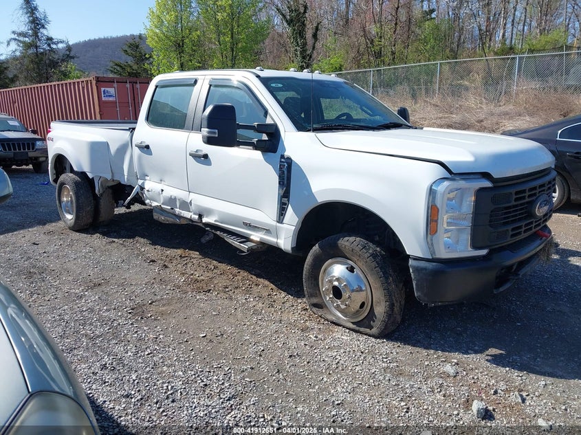 2024 FORD F350  (VIN: 1FT8W3DT8REC84825)