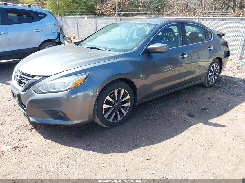 2017 NISSAN ALTIMA VIN: 1N4AL3AP3HC213565