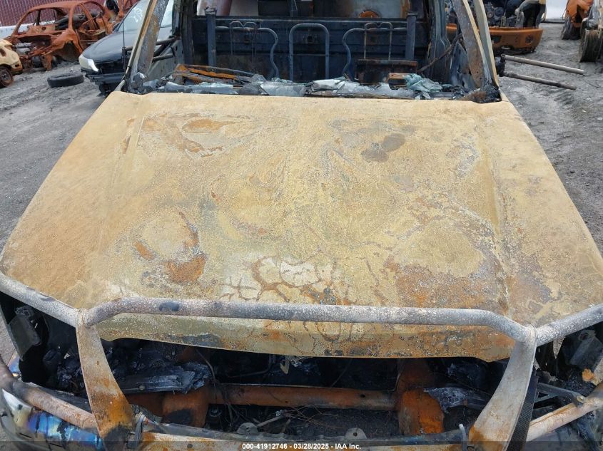 2004 Chevrolet Silverado 1500 Work Truck VIN: 1GCEC14T84Z161415 Lot: 41912746