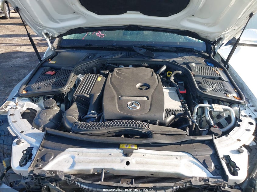 2015 MERCEDES-BENZ C 300 4MATIC/LUXURY 4MATIC/SPORT 4MATIC - 55SWF4KB4FU036068