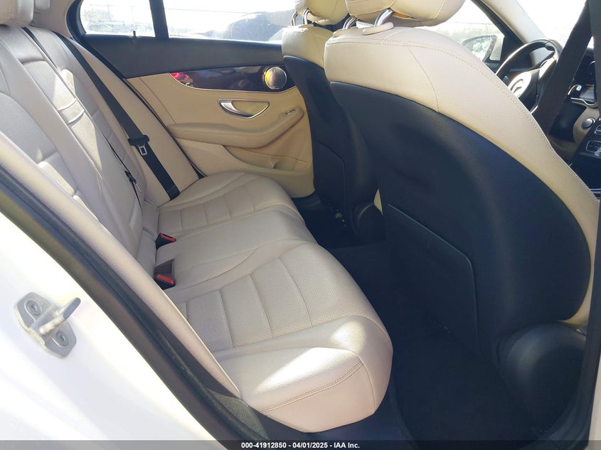 2015 MERCEDES-BENZ C 300 4MATIC/LUXURY 4MATIC/SPORT 4MATIC - 55SWF4KB4FU036068