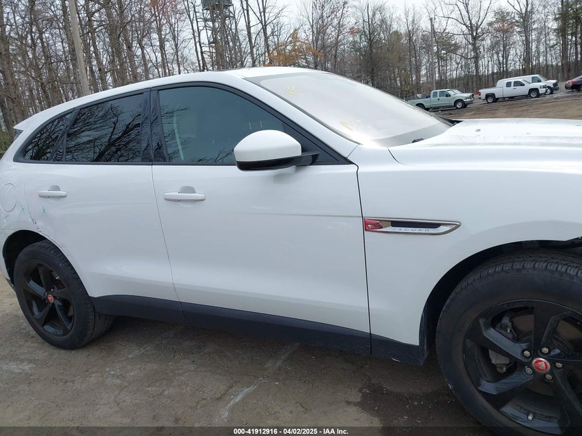 2018 JAGUAR F-PACE 25T PREMIUM - SADCJ2FX7JA295057