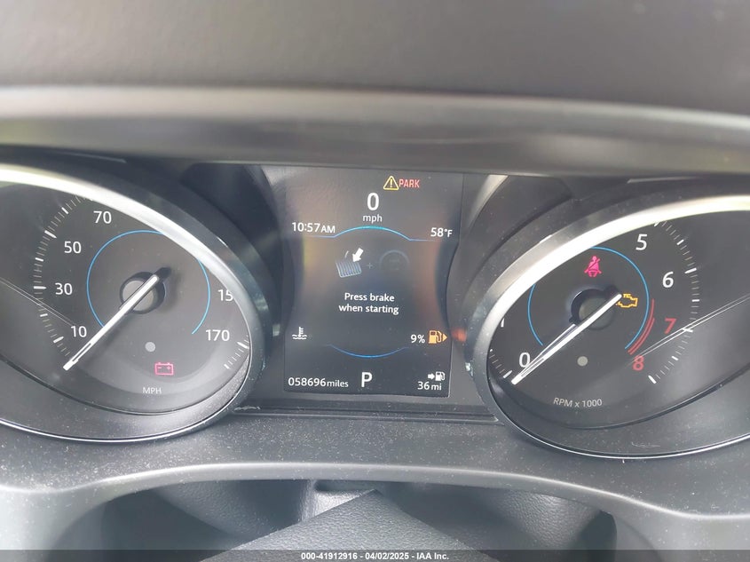 2018 JAGUAR F-PACE 25T PREMIUM - SADCJ2FX7JA295057