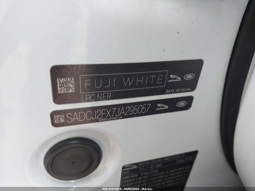 2018 JAGUAR F-PACE 25T PREMIUM - SADCJ2FX7JA295057