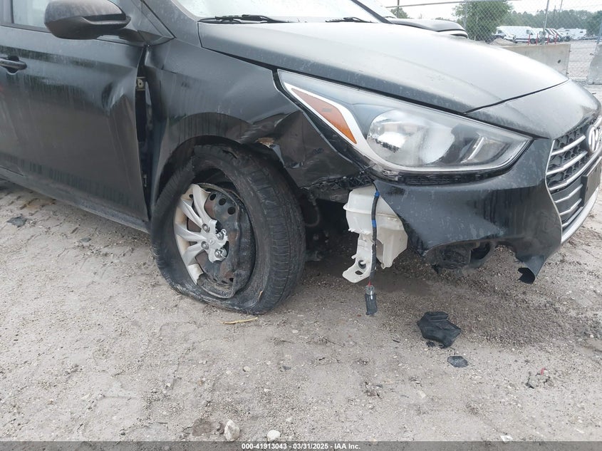 2020 Hyundai Accent 1.6 Se Black Lot 111041913043 Vin 3KPC24A62LE093097