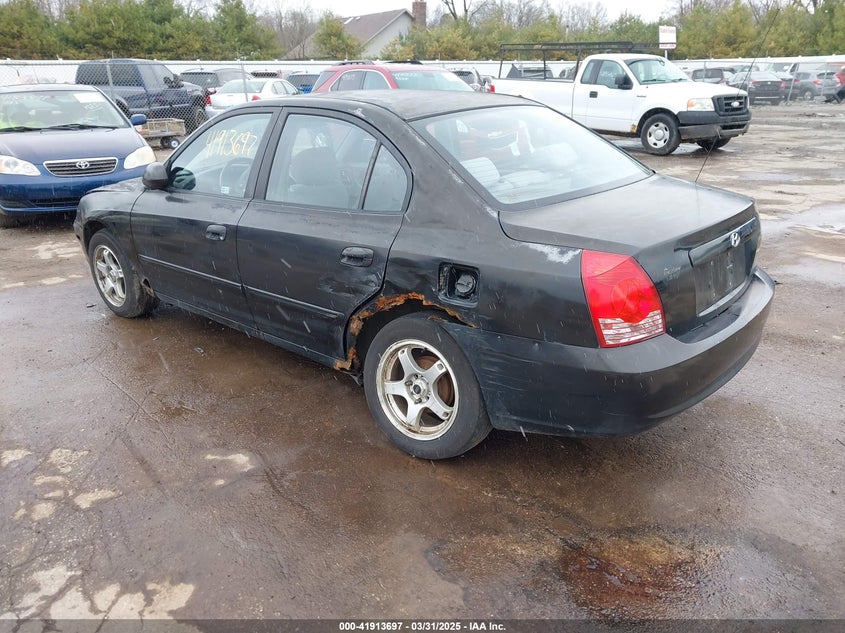 KMHDN46D94U912026 2004 HYUNDAI ELANTRA photo no. 3