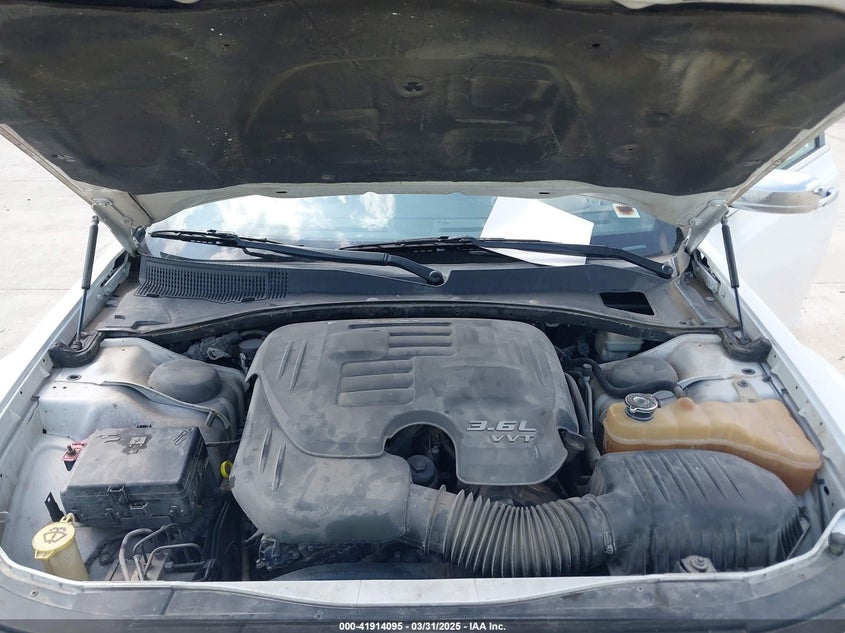 2012 CHRYSLER 300 VIN: 2C3CCACGXCH212511