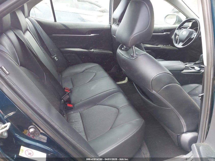 2019 TOYOTA CAMRY VIN: 4T1B61HK5KU232460