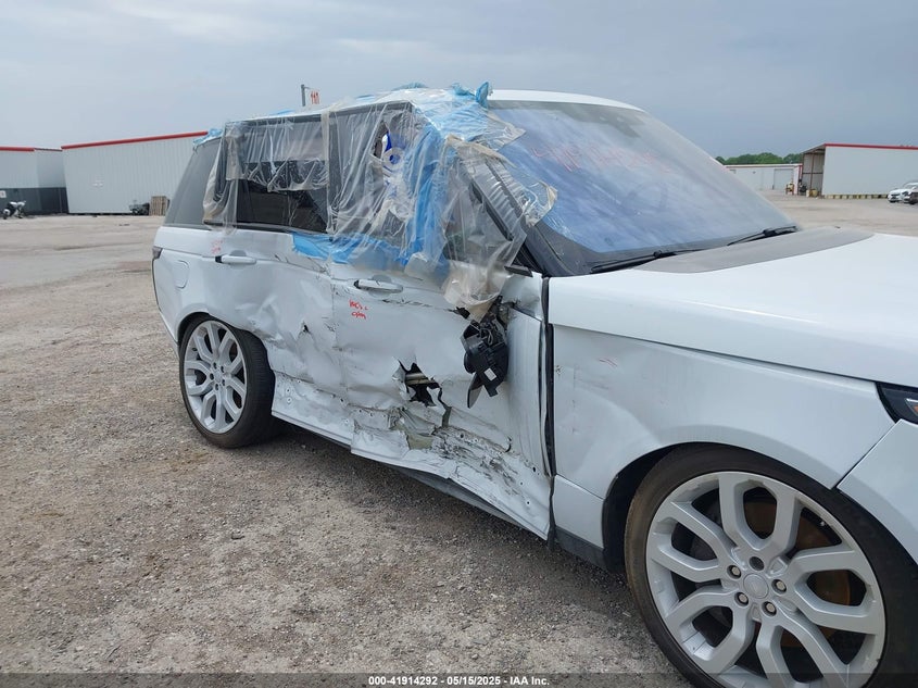 2017 Land Rover Range Rover 3.0L V6 Supercharged Hse VIN: SALGS2FV7HA354684 Lot: 41914292