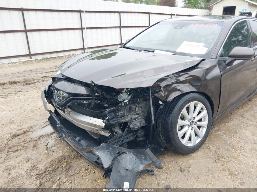 2020 TOYOTA CAMRY VIN: 4T1C11AK1LU320677