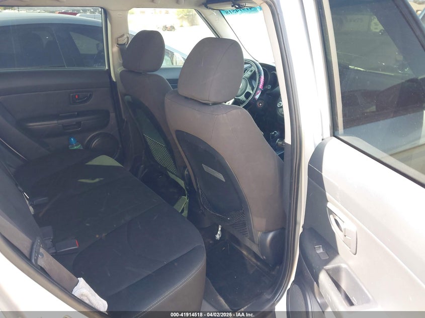 2012 KIA SOUL VIN: KNDJT2A52C7437012