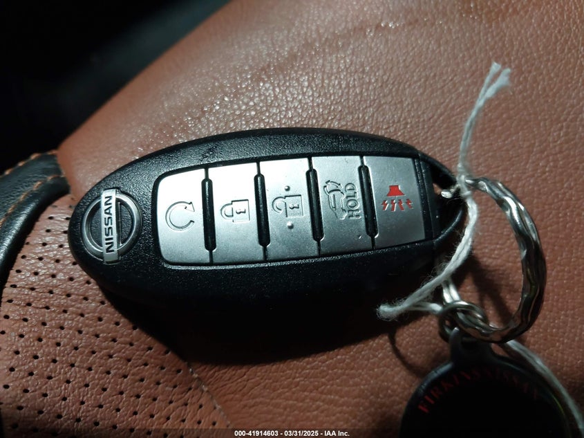 2017 NISSAN ROGUE SL - JN8AT2MT0HW150120