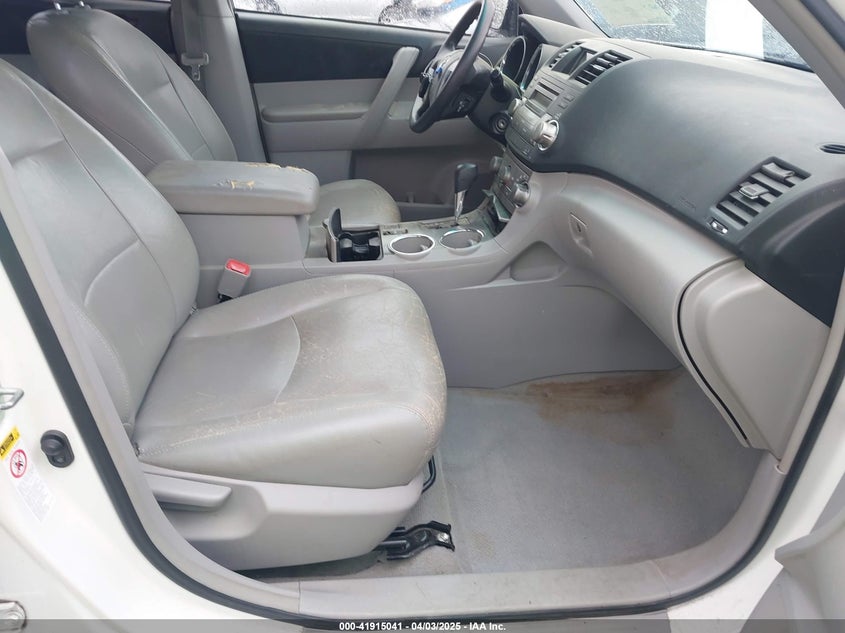 2010 TOYOTA HIGHLANDER VIN: 5TDZK3EH5AS003119