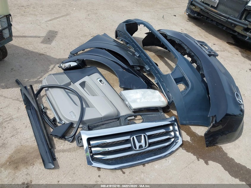 2014 HONDA PILOT EX-L - 5FNYF4H57EB009635