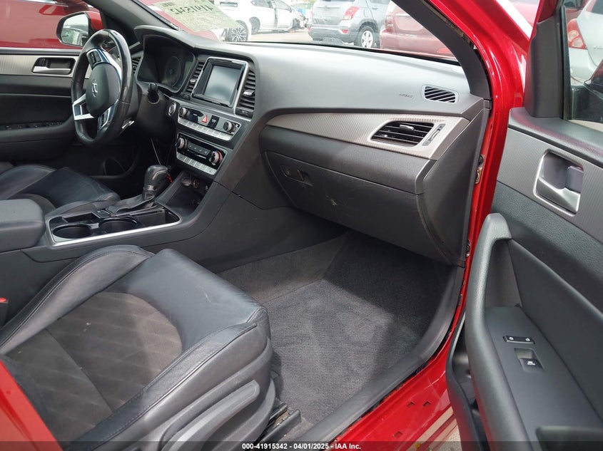 2018 HYUNDAI SONATA SPORT - 5NPE34AF4JH609393