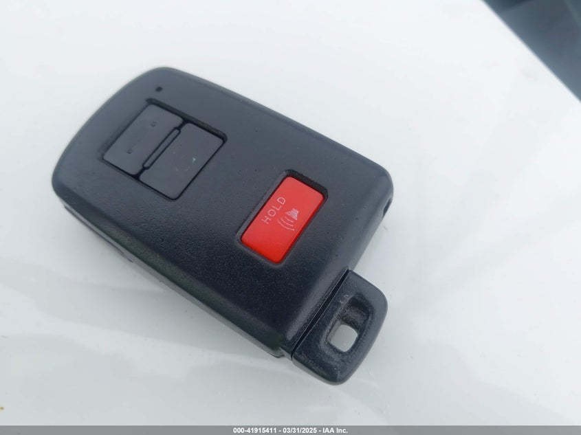 2018 TOYOTA RAV4 XLE - 2T3WFREV0JW452030