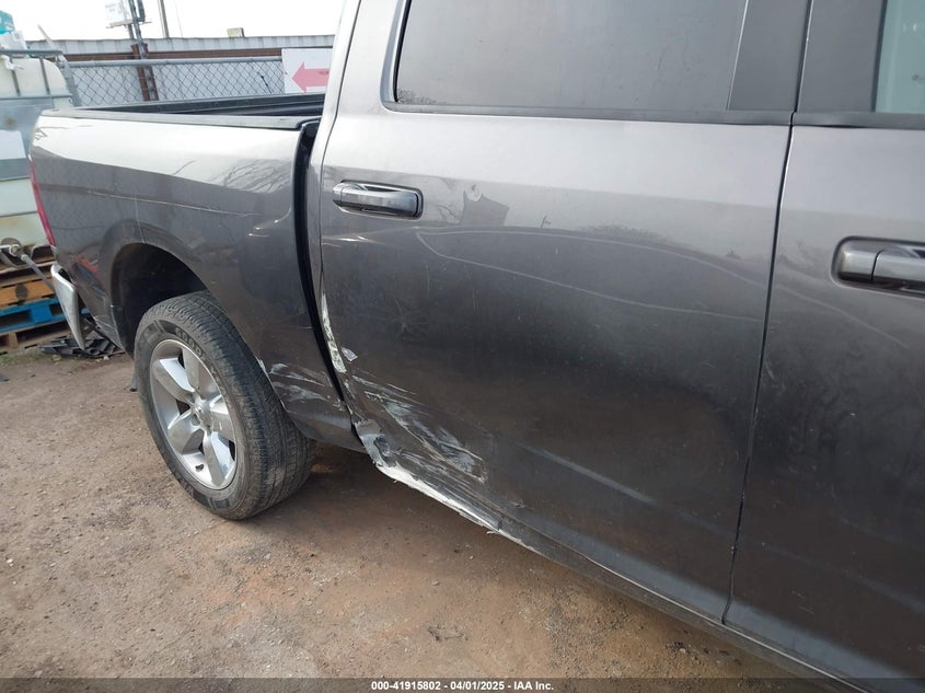 2019 RAM 1500 CLASSIC VIN: 1C6RR7LT5KS533875