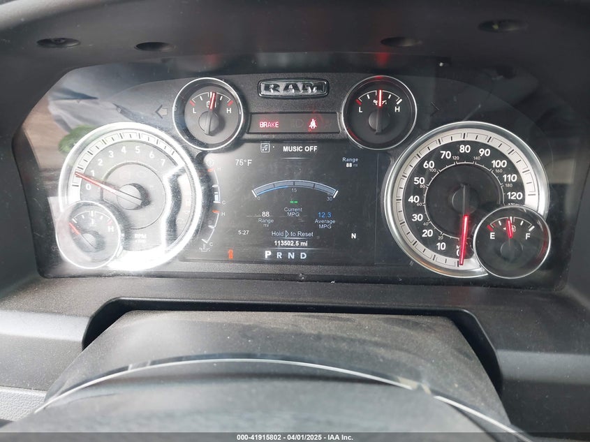 2019 RAM 1500 CLASSIC VIN: 1C6RR7LT5KS533875
