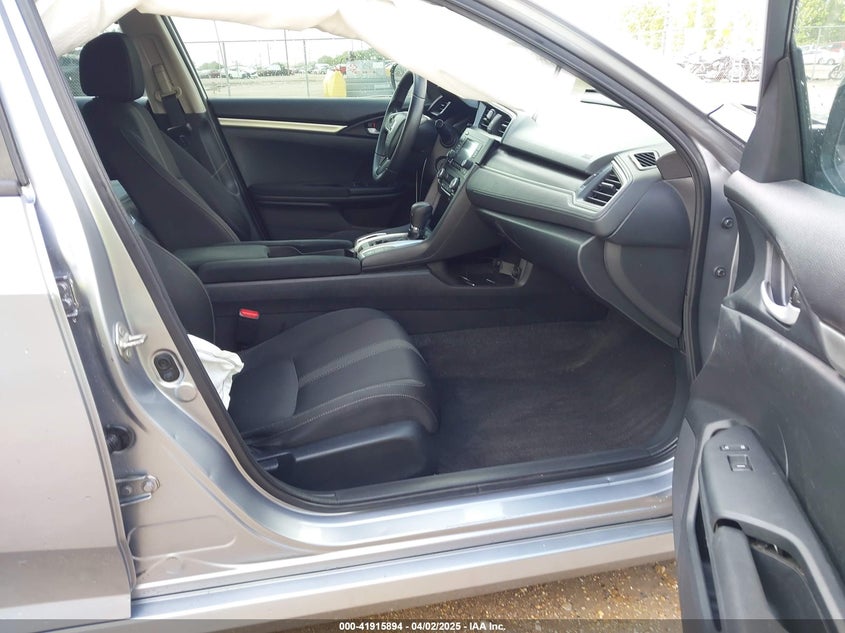 2019 HONDA CIVIC VIN: 19XFC2F60KE043806