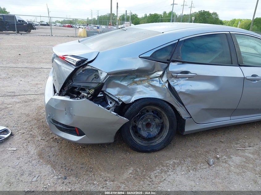 2019 HONDA CIVIC VIN: 19XFC2F60KE043806