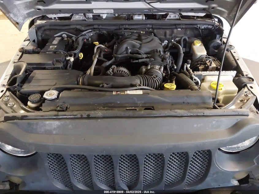 2014 JEEP WRANGLER UNLIMITED SPORT - 1C4BJWDG3EL305899