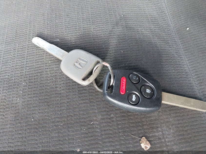 2006 HONDA ACCORD VIN: 1HGCM56376A132077