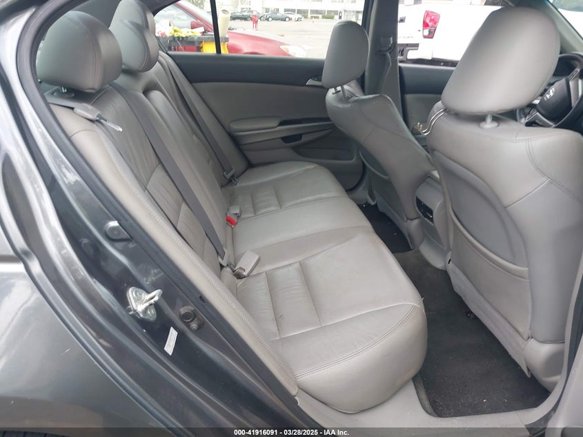 2010 HONDA ACCORD VIN: 1HGCP2F88AA126587