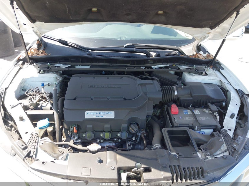 2016 HONDA ACCORD VIN: 1HGCR3F98GA031819